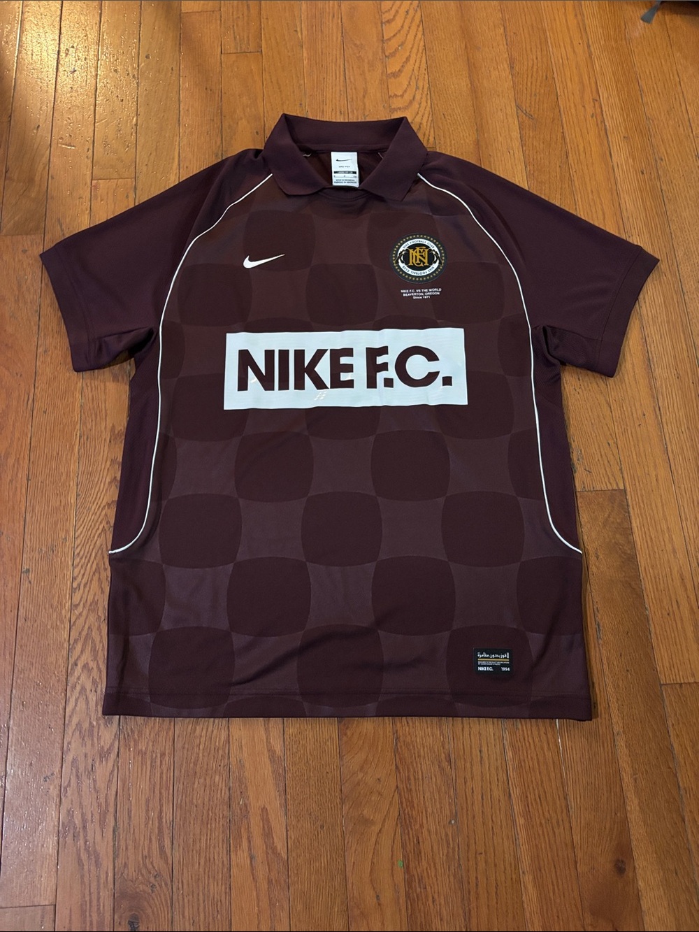 Nike Maroon F.C. Short-Sleeve Soccer Polo. Checker Board Pattern. Size Small